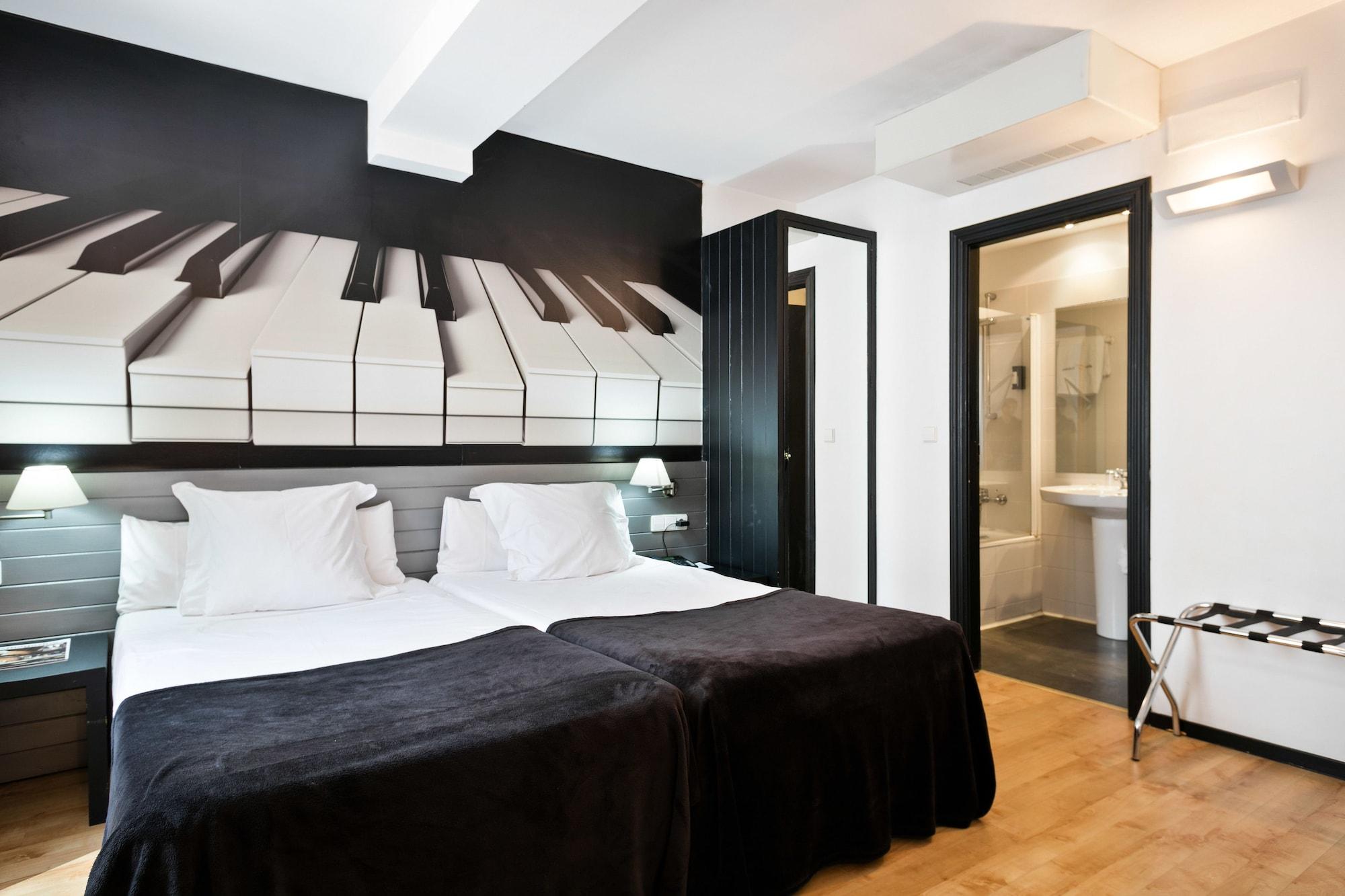 Abba Jazz Hotel Vitoria Esterno foto