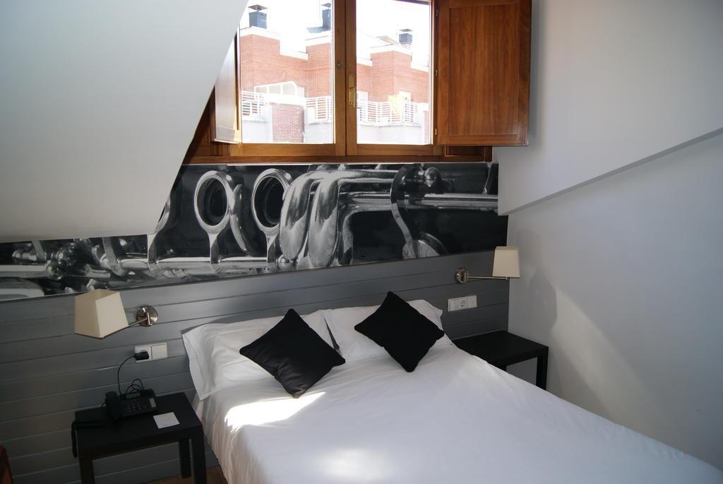 Abba Jazz Hotel Vitoria Esterno foto